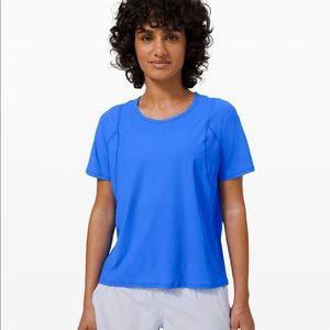 Lululemon outrun the heat shirt